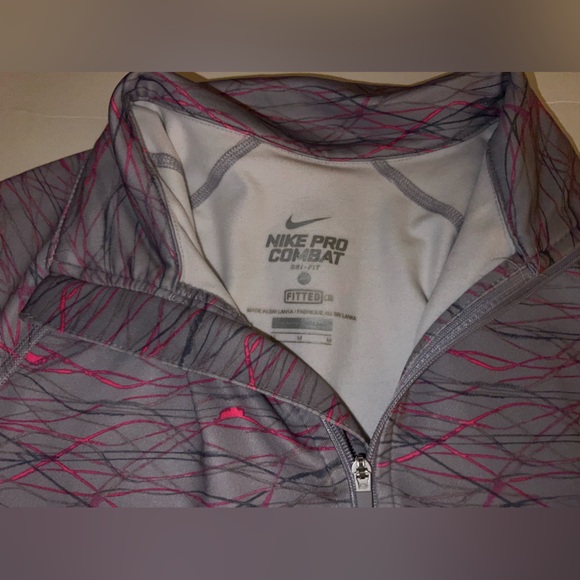 Nike Pro Combat Dri Fit Fitted Jacket Size M - Picture 3 of 4